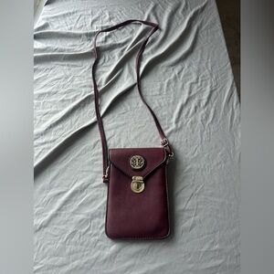Elegant Burgundy Crossbody Bag